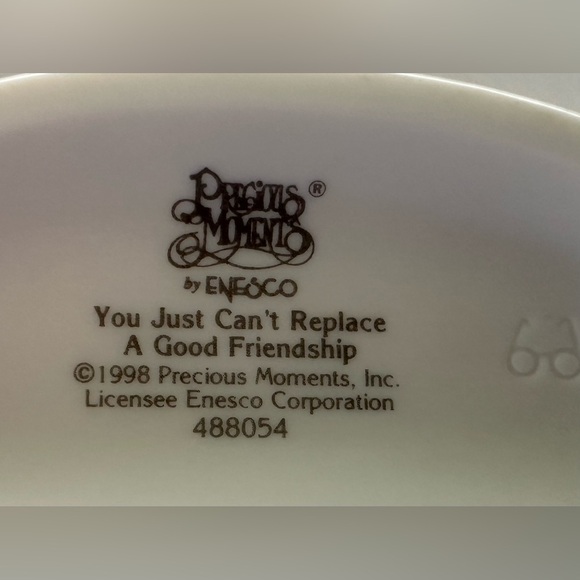 Vintage 1998 Precious Moments “You Just Can’t Replace A Good Friendship” - Picture 14 of 14